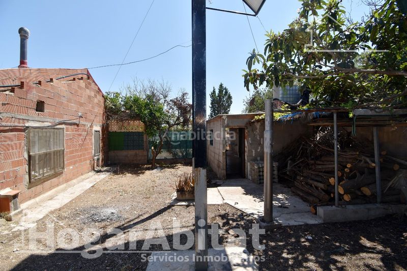 Foto 72c145a5-bdfa-4623-932d-3856e4967558. Xalet amb aparcament piscina a Tous