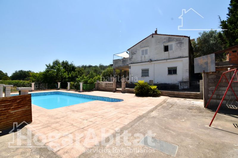 Foto a767ad93-0f47-4a9d-a311-2221cc36553d. Xalet amb aparcament piscina a Tous