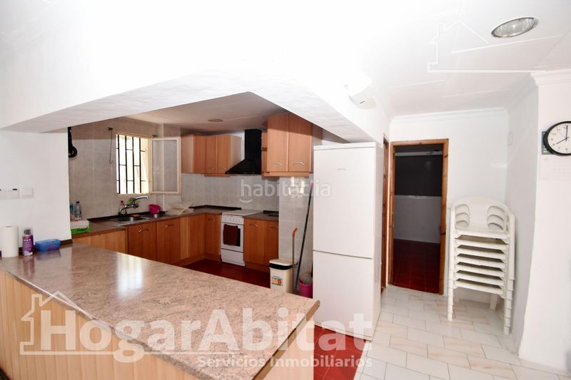 Foto f162ce43-b224-470a-9efa-2c4339c83066. Xalet amb aparcament piscina a Tous
