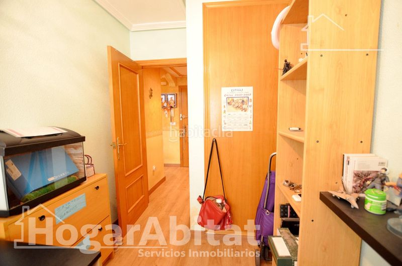 Foto a5413b71-1ee2-4729-8924-0887f3cc0159. Pis amb aparcament a San Blas Alicante