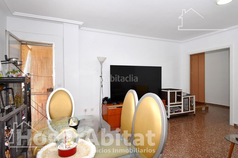 Foto f5c3c5bf-ba0b-4a84-b5de-d6d556446bb8. Pis amb calefacció a Alaquàs