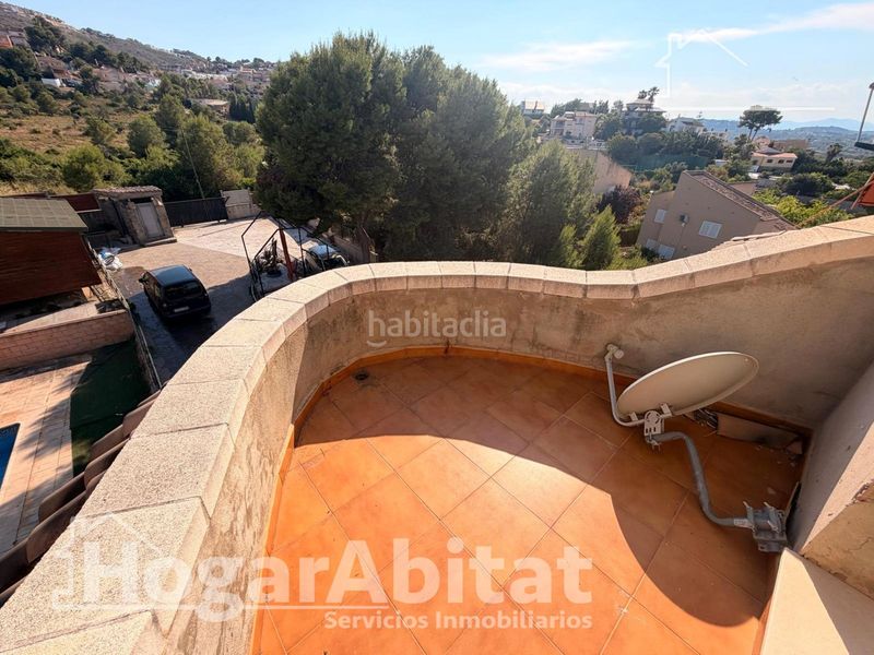 Foto 6c7f098b-8838-46ff-ad1a-7b680f95dffb. Xalet amb calefacció aparcament piscina a Sierra Perenchiza-Cumbres de Calicanto-Sto Domingo Chiva