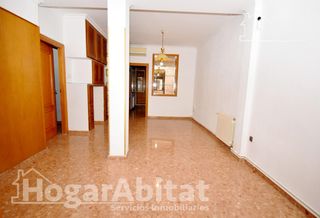 Appartamento  Carrer sant joan de ribera. Zona centro! bajo acogedor y luminoso con terraza y patio