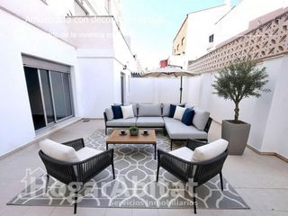 Flat  Calle carcali. Precioso bajo reformado, amplio y seminuevo con garaje y gran te