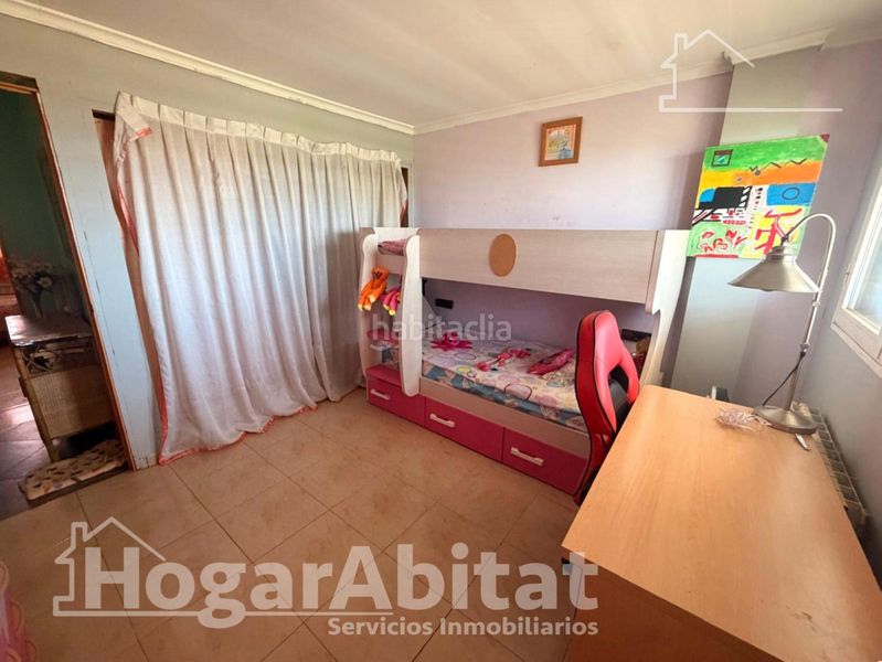 Foto 0523c1e1-472e-4875-b5f2-615fcc4496a1. Xalet amb calefacció aparcament piscina a Sierra Perenchiza-Cumbres de Calicanto-Sto Domingo Chiva