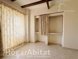 Casa  Calle barca, de la. Hazla a tu gusto! casa luminosa y económica para reformar, en pl