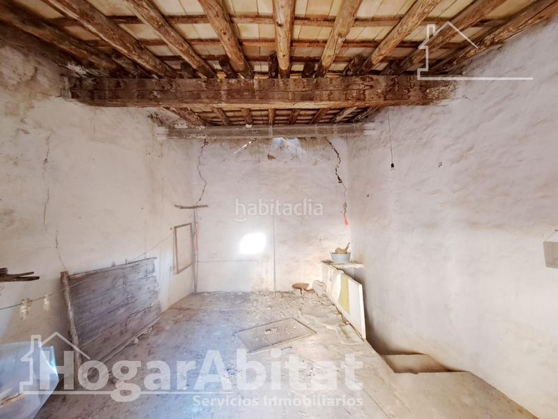Foto e641dbbe-8c51-4df6-975f-6d651d224b0c. Casa amb calefacció a Alcora (l´)