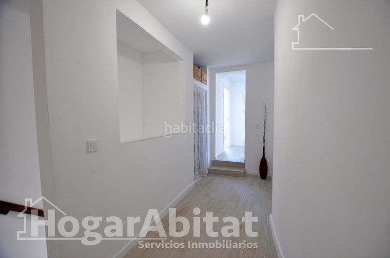 Foto fcfe70b3-4ffb-45ab-a1dd-b36e544dad83. Casa amb piscina a Centro Mutxamel