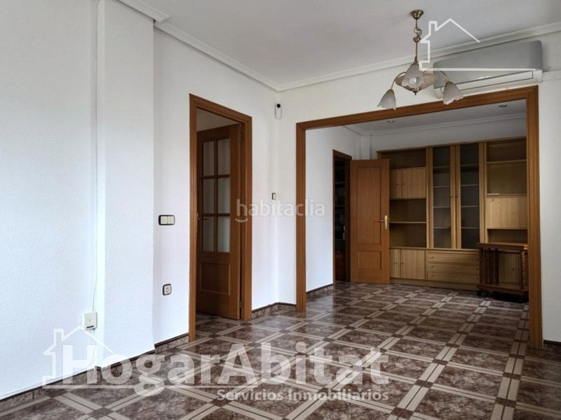Foto f5801338-b510-4255-befb-981c614046a1. Pis amb calefacció a El Cabanyal-El Canyamelar Valencia