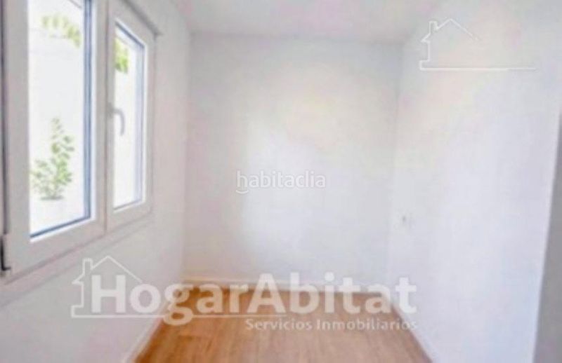 Foto f06b5b86-4d39-4d66-8581-82e8451f5a72. Casa amb piscina a Centro Mutxamel