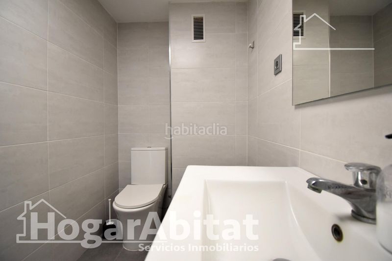 Foto 5037770d-a2fc-4cce-bfa3-b7e608c538aa. Pis amb piscina a Miramar