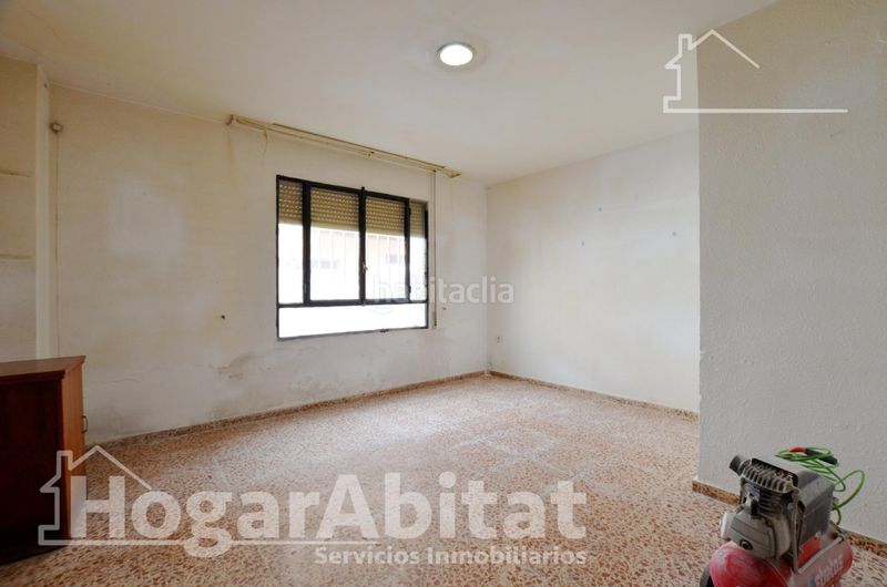 Foto ce0c6fff-cd60-459c-ba1a-6c73e2892c55. Pis a Simat de la Valldigna
