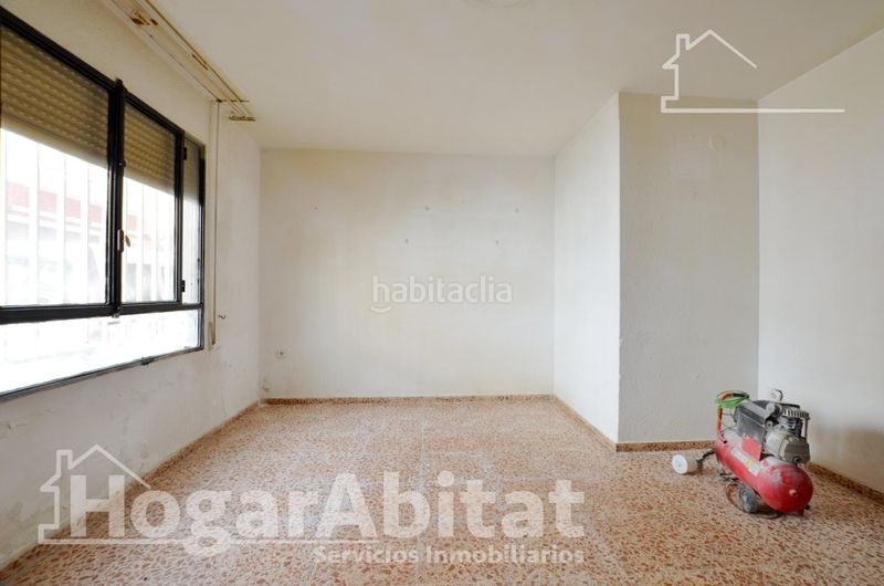 Foto cec90293-c813-45fd-a2d0-76db677c44f7. Pis a Simat de la Valldigna