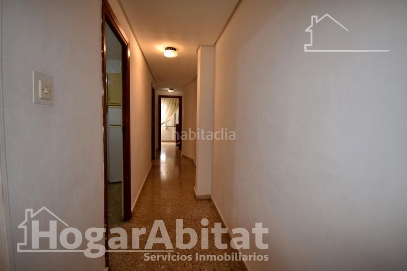 Foto 50f38925-a951-45f8-98b5-caf728f521bf. Pis a Oliva pueblo Oliva