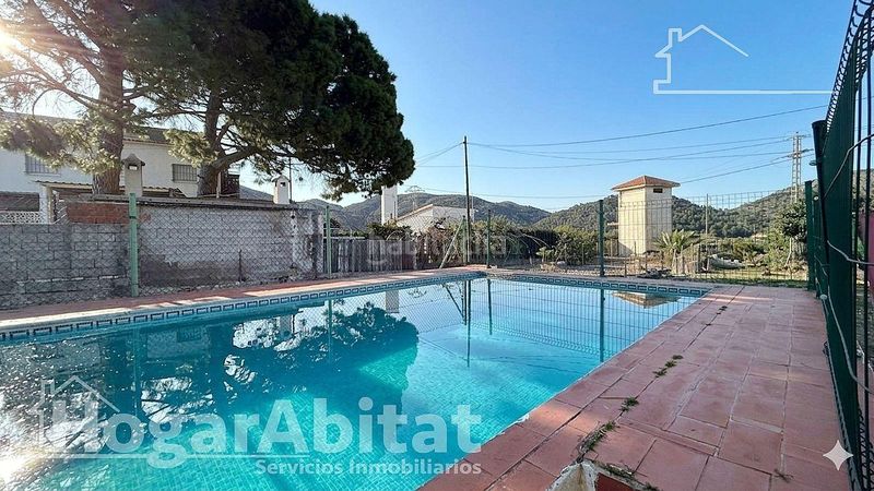 Foto cce7bdd0-4307-4000-a628-acb02672e74a. Chalet mit heizung parking pool in Urbanizaciones Gandia