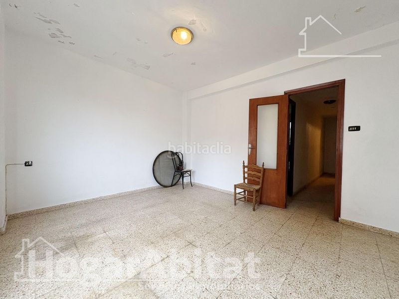 Foto 49dabe2d-3fdc-4ec2-b3d8-32e6532d30e1. Casa amb aparcament a Tavernes de la Valldigna
