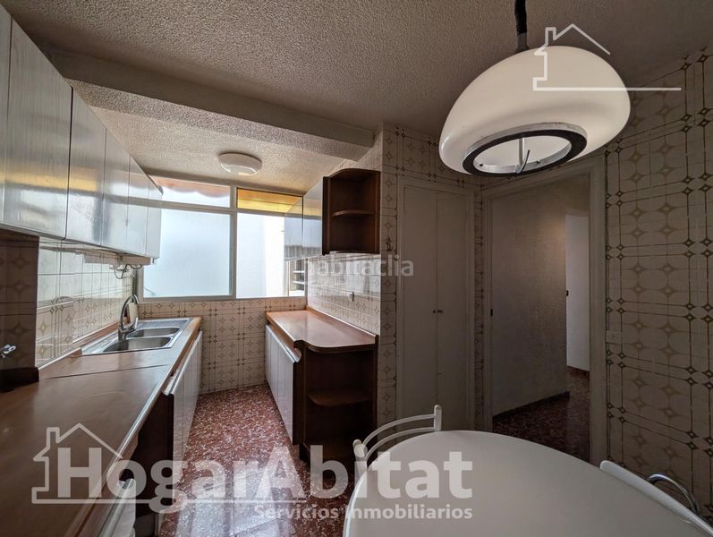 Foto a8fd256b-a4cf-4793-bc76-25b0e7cf0582. Àtic a Campoamor Alicante