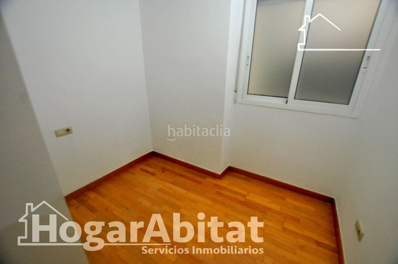 Foto f37f477e-5d0b-42a6-9a43-e79f404c2bc4. Pis amb aparcament a Cardenal Benlloch Mislata