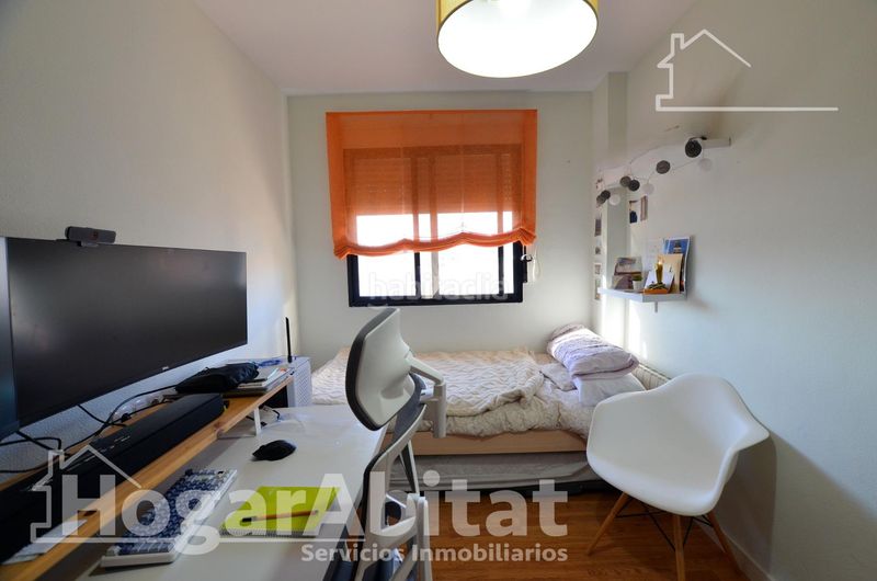Foto 0d55c677-9146-4982-b53a-91209eb2bb70. Flat with heating parking pool in Centro Sant Vicent del Raspeig