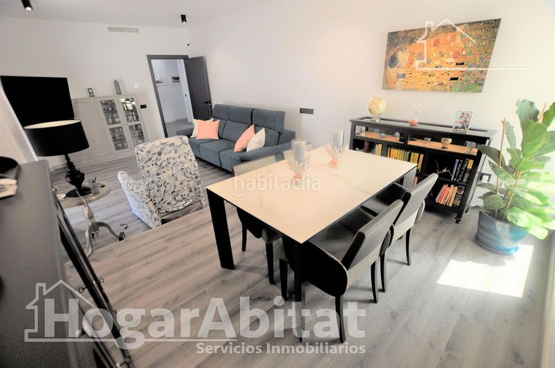 Foto 5eea5ebc-f004-4373-bafb-75c35b7cea81. Casa amb aparcament a Riba - roja de Túria