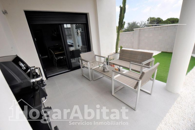 Foto 7887bd41-4d70-49df-b076-e14eefd85db8. Casa amb aparcament a Riba - roja de Túria