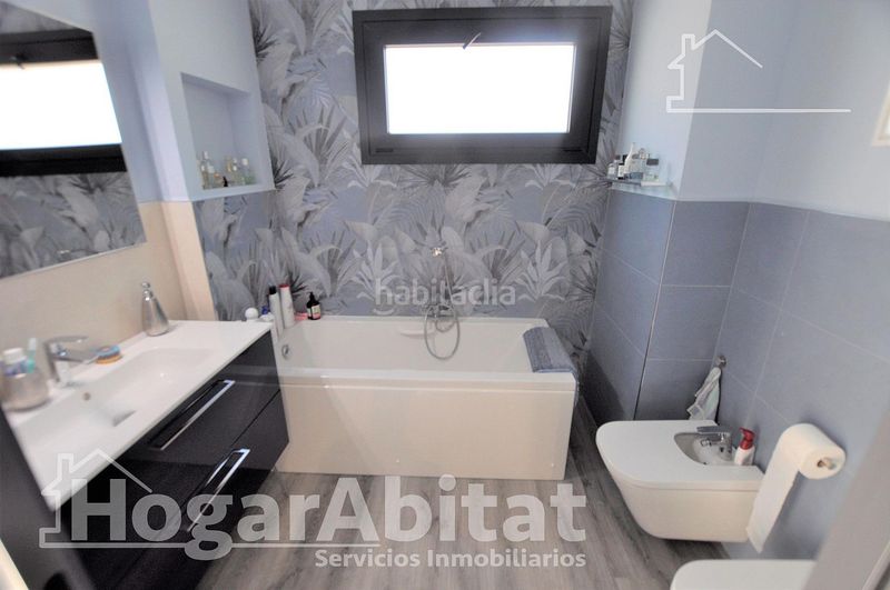 Foto a4838f51-7aa3-4672-ad16-45e43670e250. Casa amb aparcament a Riba - roja de Túria