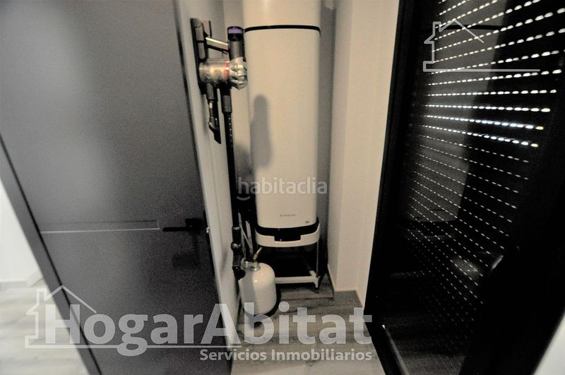 Foto d3a39bf6-6994-4b88-be18-ec82ed1f8441. Casa amb aparcament a Riba - roja de Túria
