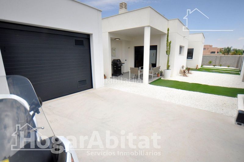 Foto dfb3a298-b6be-4ae1-ae9d-67c73c76e5cc. Casa amb aparcament a Riba - roja de Túria