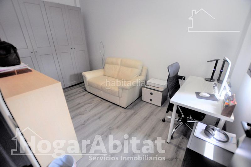 Foto e2c0edaa-bd66-4316-966c-e80390ff1932. Casa amb aparcament a Riba - roja de Túria