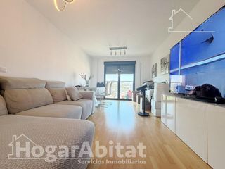 Appartement  Calle segorbe. Ubicación ideal! amplio, alto y moderno con balcón y garaje, vis