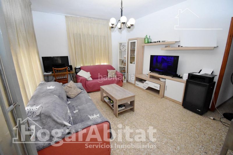 Foto 7e5d568e-74a6-48f4-9619-7bf8766d91d6. Casa adossada a Centro Oropesa del Mar