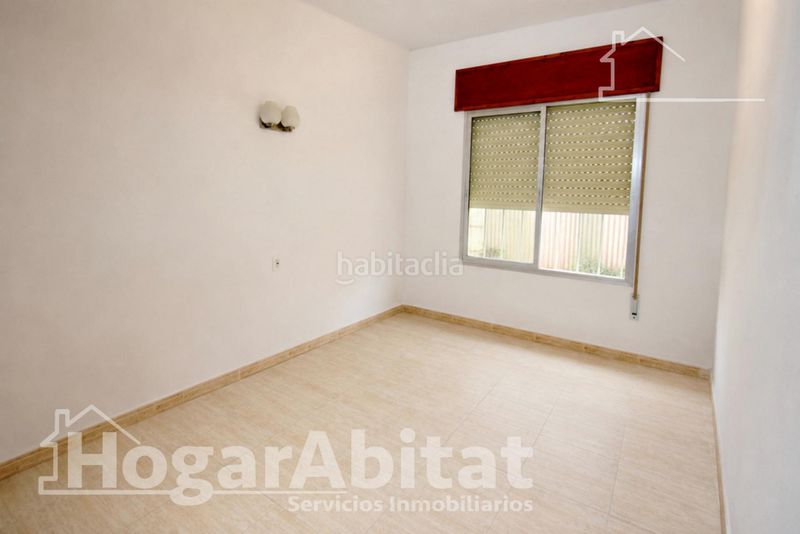 Foto dff3260b-6d9e-40d1-bb74-13a2e7039d6f. Casa adossada a Centro Oropesa del Mar