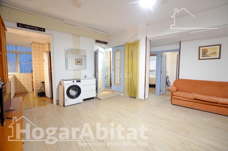 Foto c7829840-0059-45da-8987-0a9ebfc532eb. Pis a Barrio del Centro Alicante
