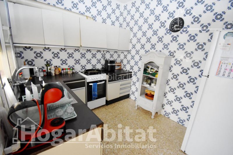 Foto 1514f55f-50e3-489e-8c01-f74b03e93424. Casa adossada a Centro Oropesa del Mar