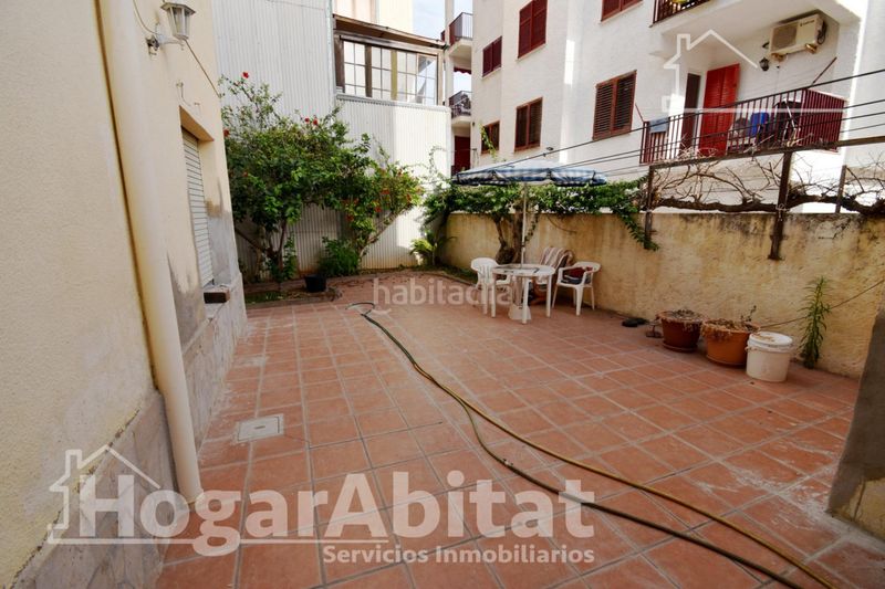 Foto 1d5856a3-e6c9-40b4-a707-6f4d7a45fef9. Casa adossada a Centro Oropesa del Mar