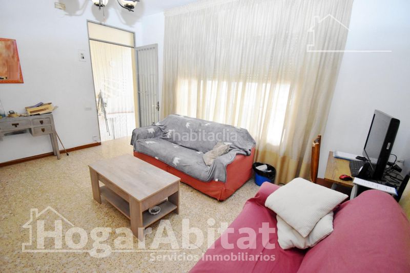 Foto 261e3e39-93ab-4261-9094-c10488ad4409. Casa adossada a Centro Oropesa del Mar
