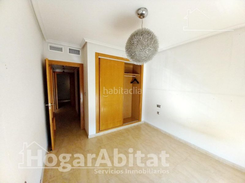 Foto f72e3649-e37f-4da0-a264-ad9473cc1f13. Pis amb aparcament a Almoradí