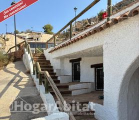 Casa  Barrio barrio cerro de la cruz. Acogedora casa cueva con chimenea y rodeada de entorno rural