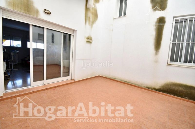 Foto cdc647ba-db90-455d-98a0-a6631caad1f9. Pis a Beniarjó