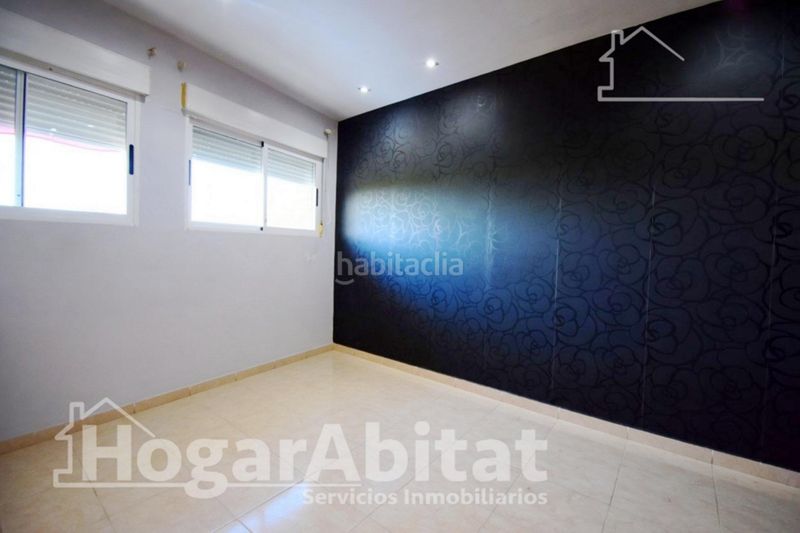 Foto d1a95fab-ef1f-4215-9dc0-47394e7ee649. Pis a Beniarjó