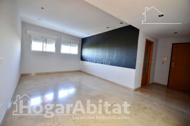 Foto f0b34ca0-7a61-49b5-9be4-38cff340b5e7. Pis a Beniarjó