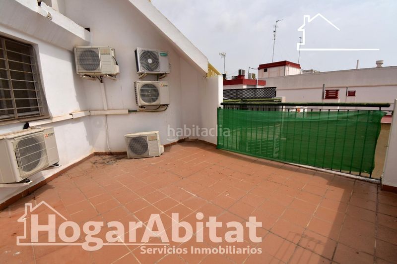 Foto 693a5750-0405-4910-8663-88a590cc1a04. Àtic amb calefacció aparcament a La Petxina Valencia