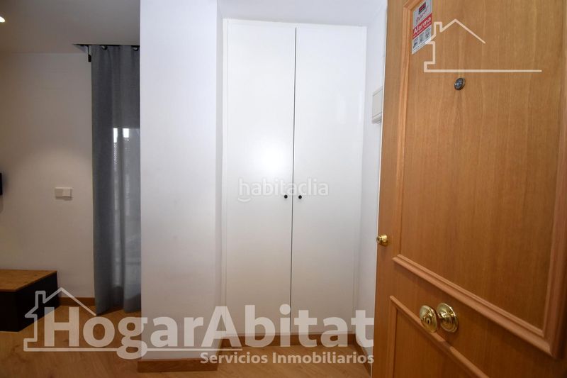 Foto f4a5757f-58c8-4f89-bb33-3df8431d75d6. Àtic amb calefacció aparcament a La Petxina Valencia