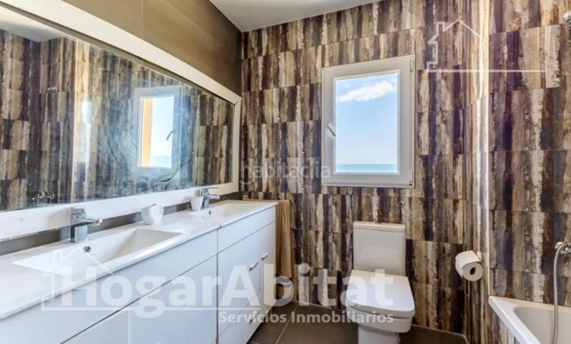 Foto 00d01abb-f79d-44b0-b0fe-ebd4e136c8e8. Xalet amb calefacció aparcament a El Perelló Sueca