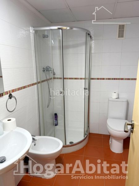 Foto c0b7f225-edd5-4dbe-803f-60ed43a2603d. Pis amb calefacció aparcament piscina a Ciutat de les Ciències i de les Arts - Justicia Valencia
