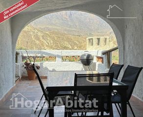 Casa  Barrio barrio cerro de la cruz. Acogedora casa cueva con chimenea y rodeada de entorno rural