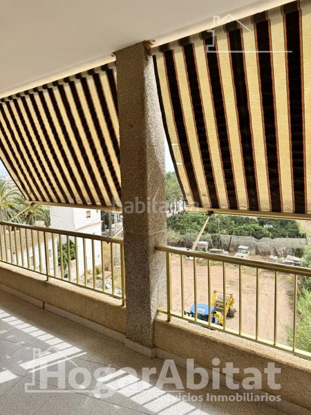 Foto 5fe33675-c6d4-46b0-960c-764c67588d06. Apartament amb aparcament a Les Palmeres Sueca