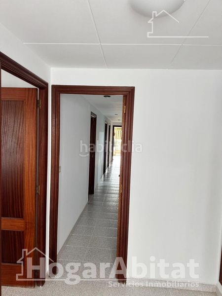 Foto 669daacc-ce07-4d06-90b4-96bc81a5f62e. Apartament amb aparcament a Les Palmeres Sueca