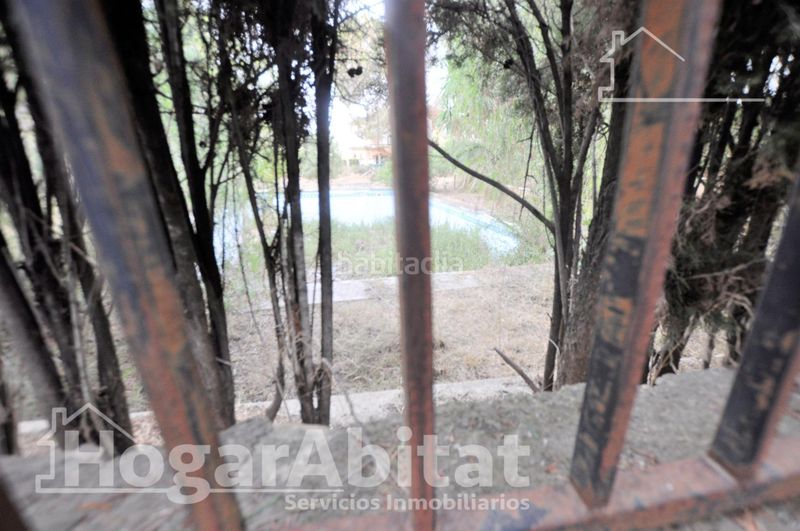 Foto b4eef140-08b5-47c3-88f7-da0a34e1a455. Xalet amb aparcament piscina a Riba - roja de Túria