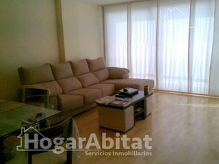 Appartement  Bucarest. Exterior con terraza, garaje y trastero